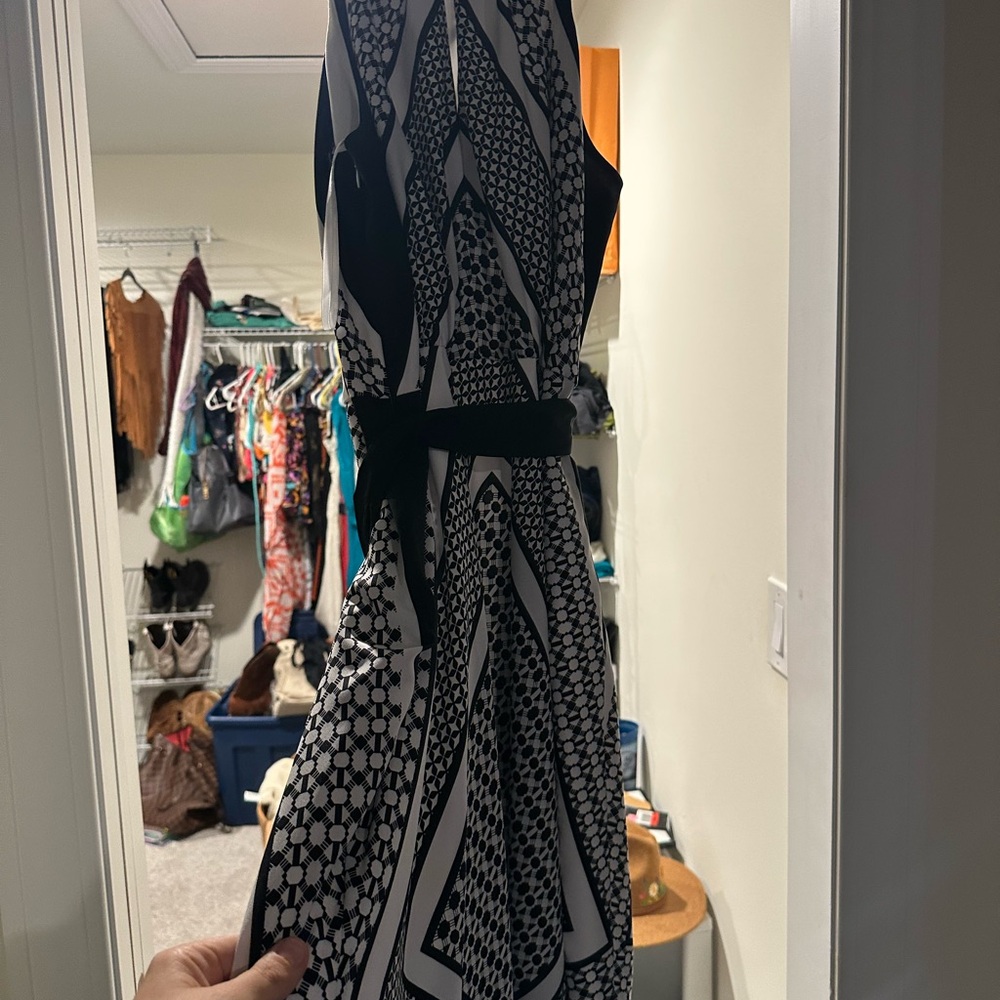 White House Black Market Black and White Maxi Dress